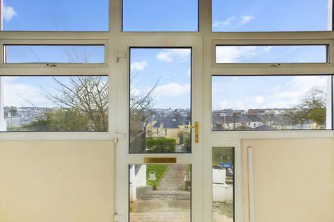 4 bedroom ground floor maisonette to rent, Hillsborough, Plymouth PL4