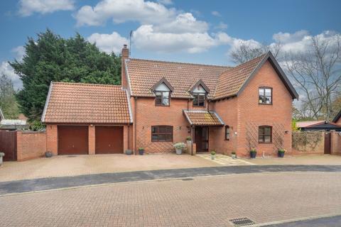 4 bedroom detached house for sale, St. Benedict's Close, Toft Monks, Beccles