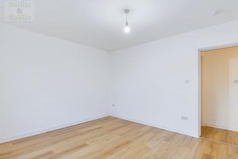 2 bedroom flat to rent, 75 Netherhill Road, Flat 0/1, Paisley, PA3 4RJ