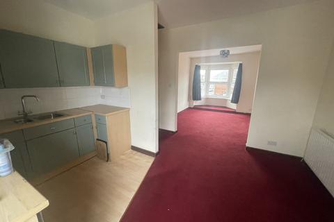 2 bedroom apartment to rent, Market Street, Eastleigh