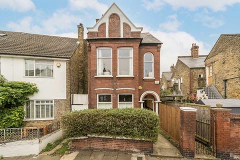 2 bedroom maisonette for sale, Glenfield Road, London SW12