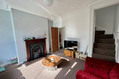 2 bedroom terraced house to rent, Argie Road