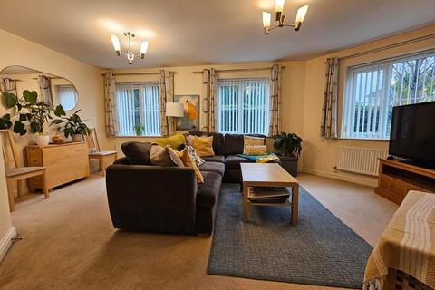 2 bedroom ground floor flat for sale, Halifax Drive, Melton Mowbray