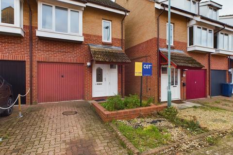 3 bedroom end of terrace house for sale, Longford Mews, Longford, Gloucester, GL2