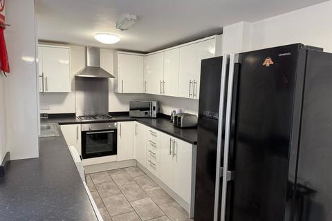 6 bedroom terraced house to rent, Guelph Street, Kensington, Liverpool