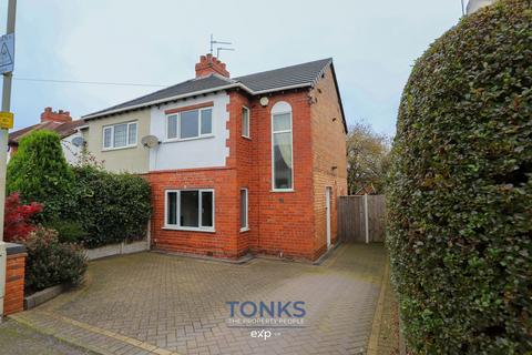 2 bedroom semi-detached house for sale, Southwick Road, Halesowen B62