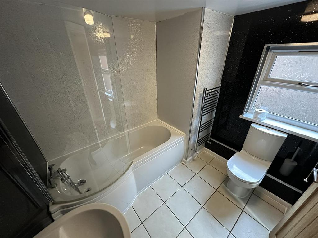 Ground floor bathroom