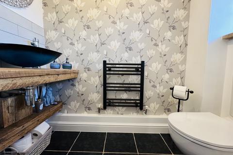 19 Balsan Close, Basingstoke, RG24 9SY