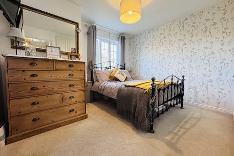 19 Balsan Close, Basingstoke, RG24 9SY