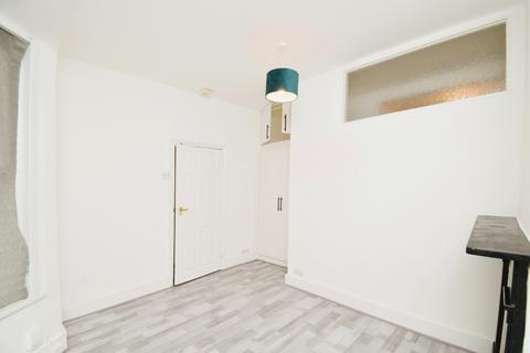 1 bedroom flat to rent, Becket Avenue