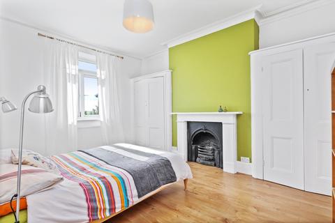 3 bedroom apartment to rent, Ranelagh Road, Ealing