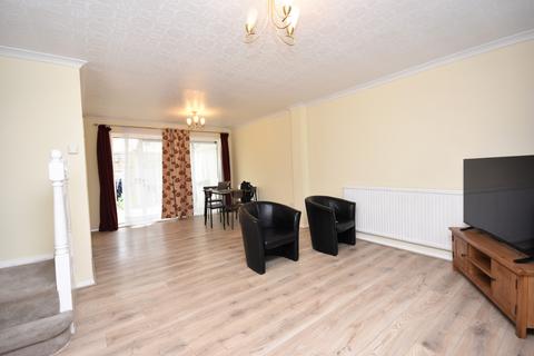 3 bedroom detached house to rent, Aylesbury HP20