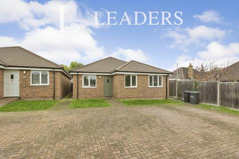 4 bedroom bungalow to rent, Gouge Avenue, Northfleet, DA11