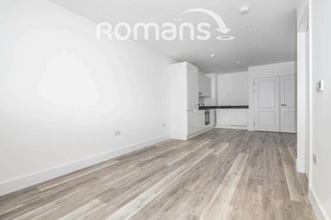 2 bedroom apartment to rent, Lyon Way