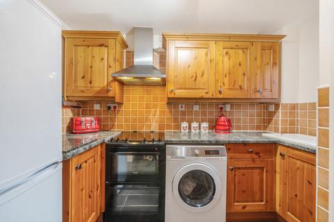 7c Anscomb Way, Woodford Halse, Daventry, NN11 3SR