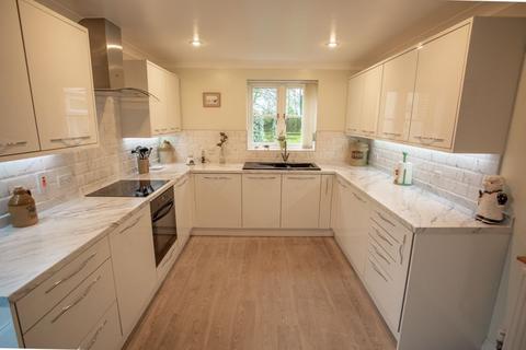 4 bedroom detached house for sale, Hamdown Court, Langport