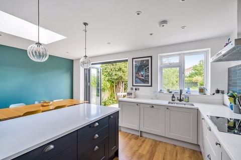 49 Deakin Leas, Tonbridge, TN9 2JS