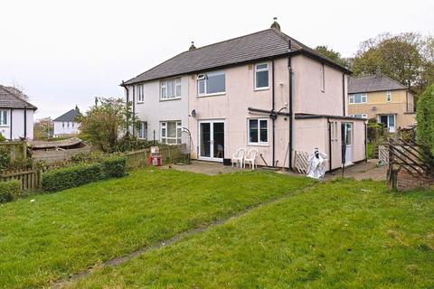 3 bedroom semi-detached house to rent, Luttrell Crescent, Leeds LS16