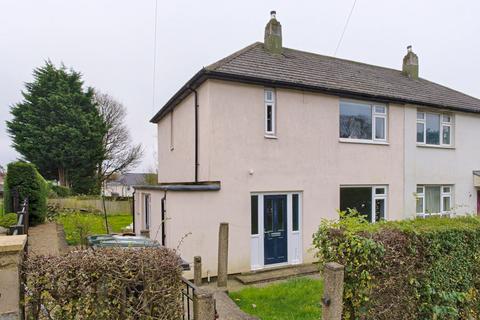 3 bedroom semi-detached house to rent, Luttrell Crescent, Leeds LS16