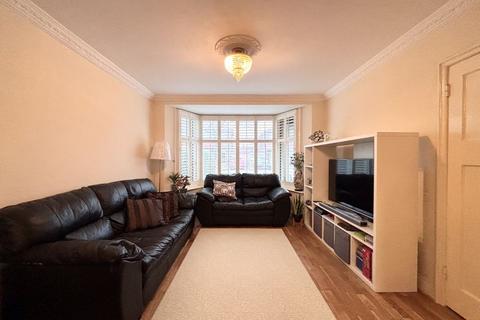 3 bedroom semi-detached house for sale, Angus Gardens, London