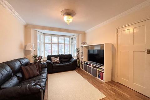 3 bedroom semi-detached house for sale, Angus Gardens, London