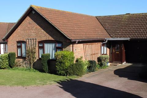 6 Langdon Close, St Margarets At Cliffe, Dover, CT15 6JP