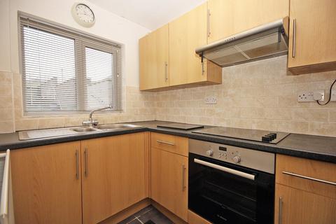 2 bedroom terraced house for sale, Rhes Faenol, Deiniolen, Caernarfon, Gwynedd, LL55