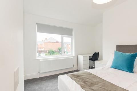 3 bedroom terraced house to rent, City Road, Beeston, Nottingham, Nottinghamshire, NG9