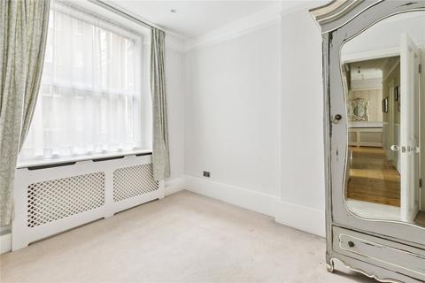 3 bedroom apartment to rent, Ashburnham Mansions, London SW10