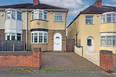 3 bedroom semi-detached house for sale, Leabrook Road, Wednesbury