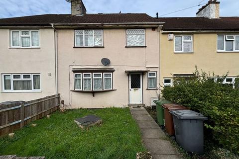 3 bedroom terraced house to rent, Herne Road, Bushey, Hertfordshire, WD23 3LF