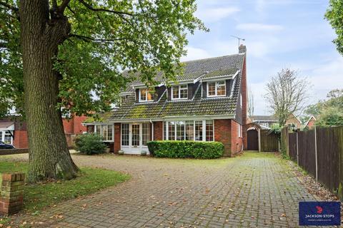 5 bedroom detached house for sale, Church Road, Westoning, Bedfordshire, MK45