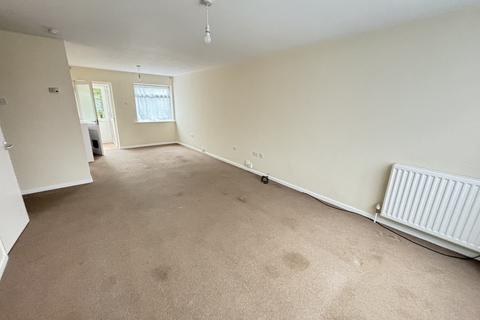 3 bedroom detached house to rent, Netley Close, Reading, RG4