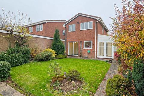 3 bedroom detached house for sale, Merrill Close, Cheslyn Hay, WS6 7BQ