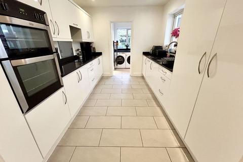 3 Cofield Road, Sutton Coldfield, B73 5SD