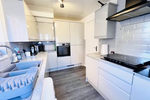 5 Galfrid Close, Dalton Le Dale, Seaham, SR7 8LA