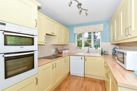 4 bedroom detached house for sale, Shepherd Close, Kingsnorth, Ashford, Kent