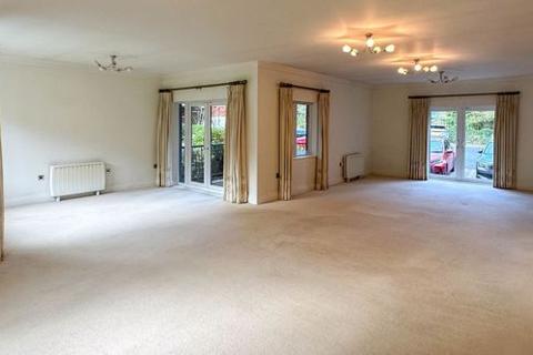 2 bedroom apartment for sale, Apartment 7 The Pavilions, Fairway Drive, Ramsey