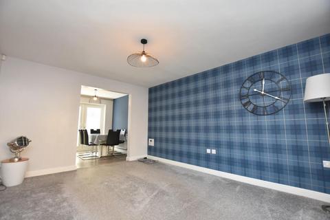 3 bedroom detached house to rent, Coplow View, Clitheroe, BB7 4SG