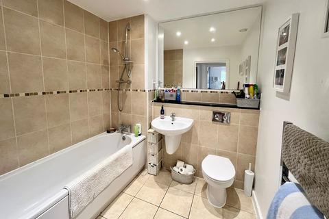 2 Page Place Frogmore, St Albans, AL2 2FB