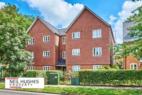 2 bedroom apartment for sale, Page Place, Frogmore, St. Albans, Hertfordshire, AL2