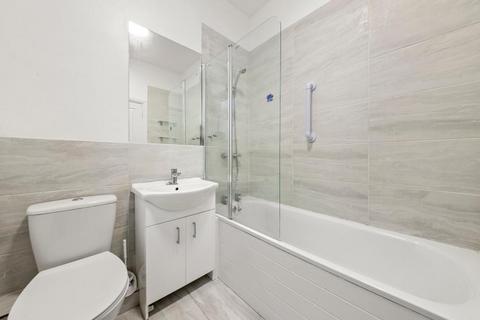 2 bedroom maisonette for sale, Milton Road, Hanwell, London, W7 1LQ