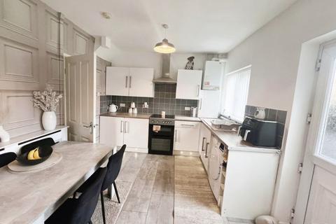 3 bedroom semi-detached house for sale, Philips Avenue, Farnworth - BEST AND FINALS WEDNESDAY 20TH NOV AT 2.00PM