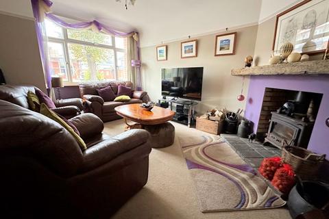 3 bedroom terraced house for sale, Highbury Grove, Portsmouth PO6