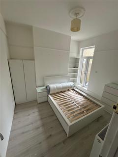 House share to rent, Catford Hill, London, SE6