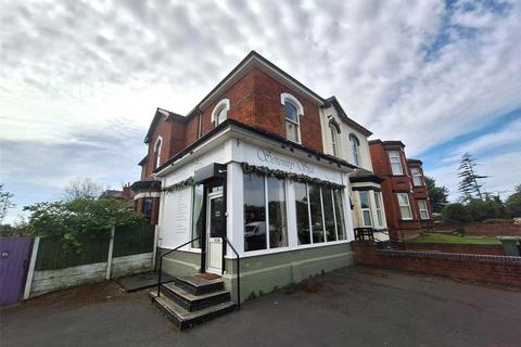 End of terrace house for sale, Manchester Road, Southport, Merseyside, PR9