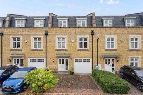 5 bedroom terraced house for sale, Summer Gardens, Uxbridge, UB10