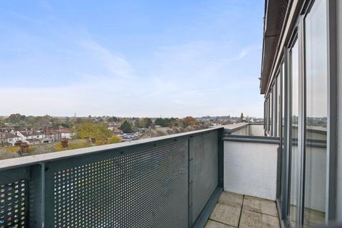 2 bedroom flat for sale, Station Road, Harrow