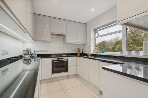 3 bedroom apartment for sale, Nightingale Road, Rickmansworth WD3