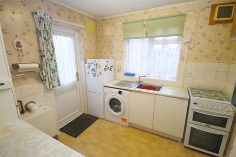 2 bedroom property for sale, Braund Avenue, Greenford